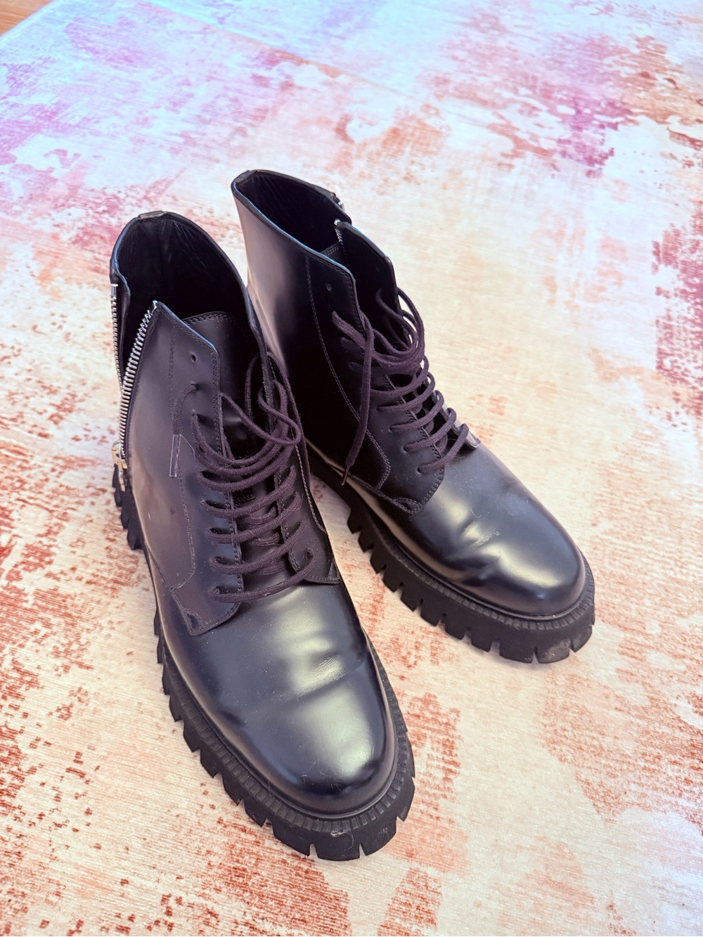 Gucci Men's Black Lace-Up Lug Sole Boots